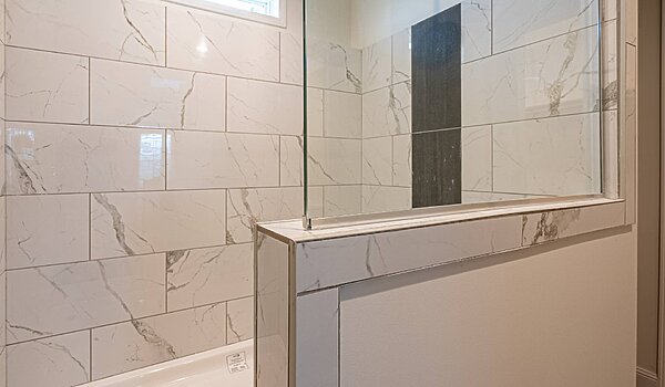 Heritage Pointe / 32764D Bathroom 114434