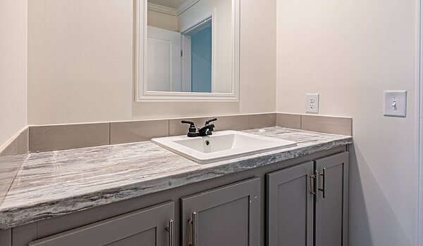 Heritage Pointe / 32764D Bathroom 114435