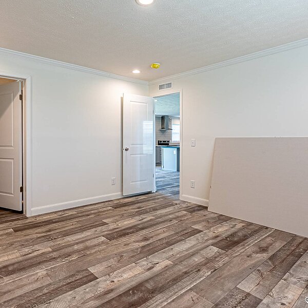 Heritage Pointe / 32764D Bedroom 114430