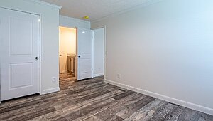 Heritage Pointe / 32764D Bathroom 114432