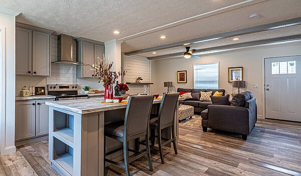 Palm Harbor Limited / 28563T Kitchen 114543