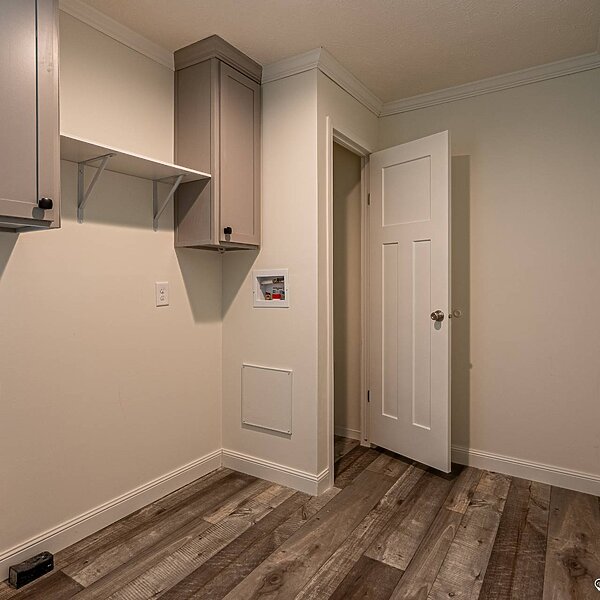 Palm Harbor Limited / 28563T Utility 114552