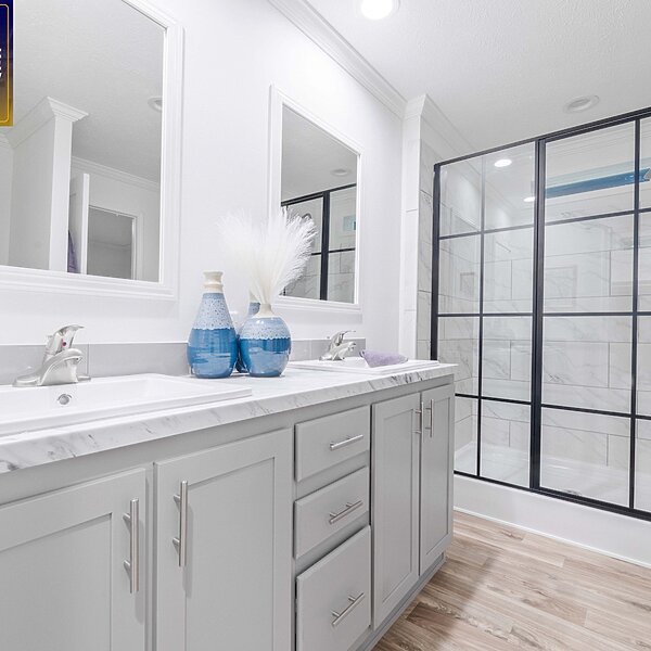 Palm Harbor / 16763T Bathroom 149708