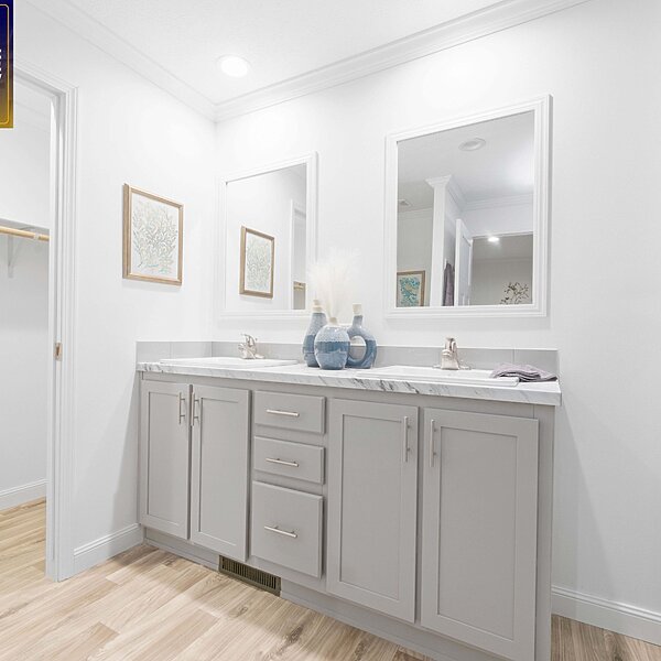 Palm Harbor / 16763T Bathroom 149712