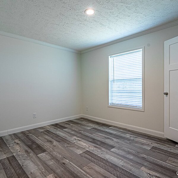 Country Manor / 32663M Bedroom 113847