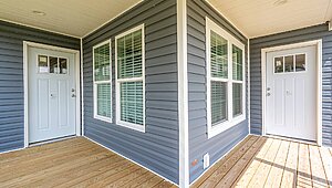 Country Manor / 32663M Exterior 113856