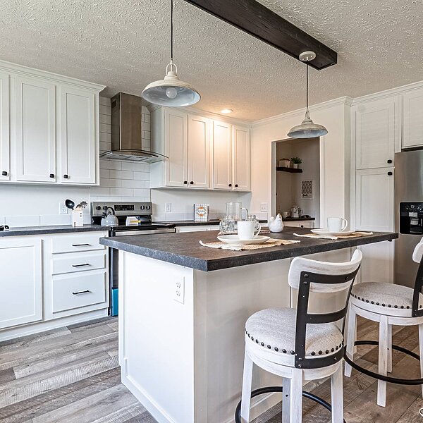 Country Manor / 32663M Kitchen 113837