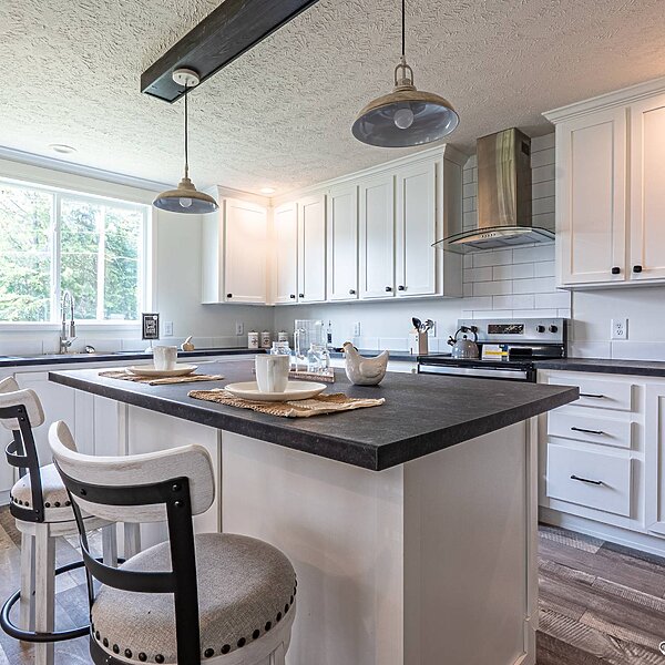 Country Manor / 32663M Kitchen 113839