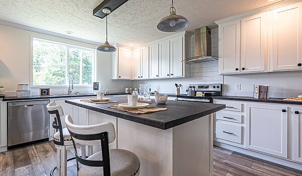 Country Manor / 32663M Kitchen 113839