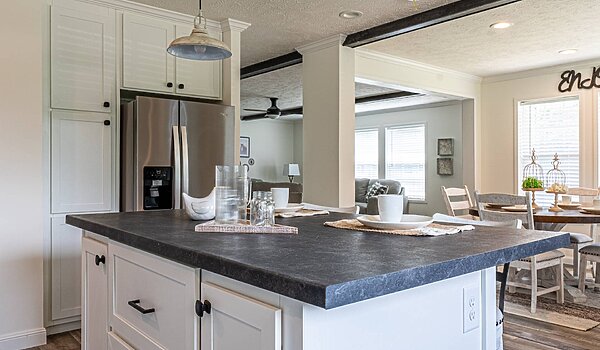 Country Manor / 32663M Kitchen 113842