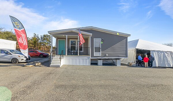 Anthem / The Cumberland Duplex Exterior 149754