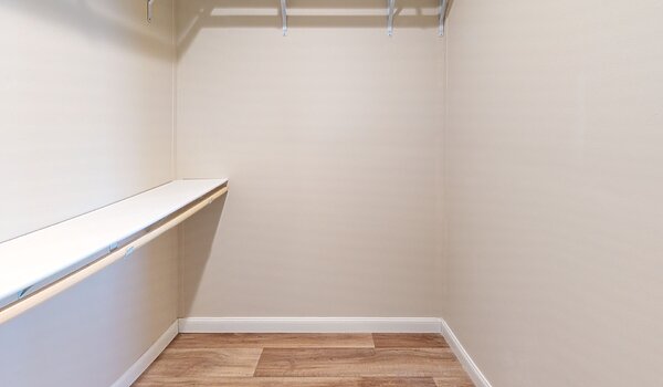 Anthem / The Roanoke Duplex Utility 149818