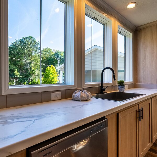Pegasus / 28483H Kitchen 106592