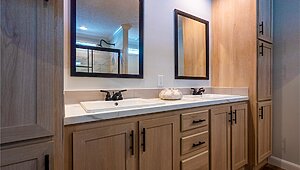 Pegasus / 28483H Bathroom 106603