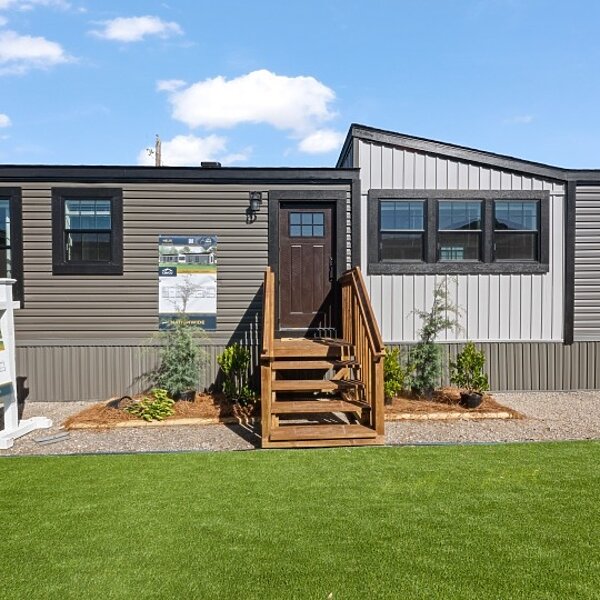 Alpha / Helix 16763N Interior 121350