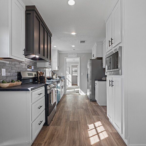 Alpha / Helix 16763N Interior 121339