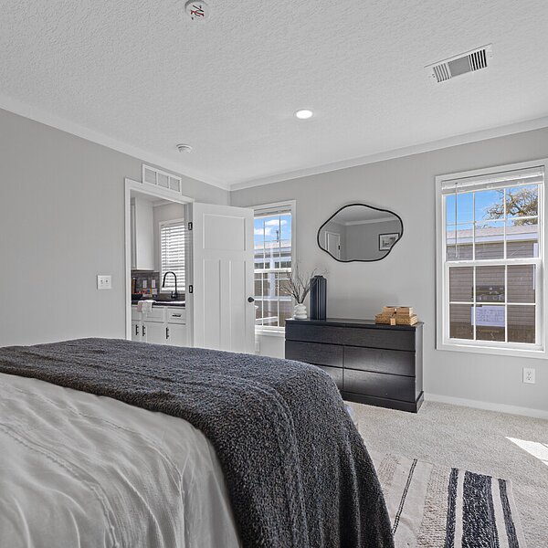 Alpha / Helix 16763N Interior 121342