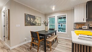 Alpha / Atmos 28603N Interior 121362