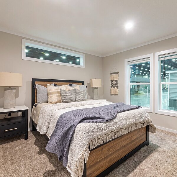 Alpha / Atmos 28603N Interior 121363