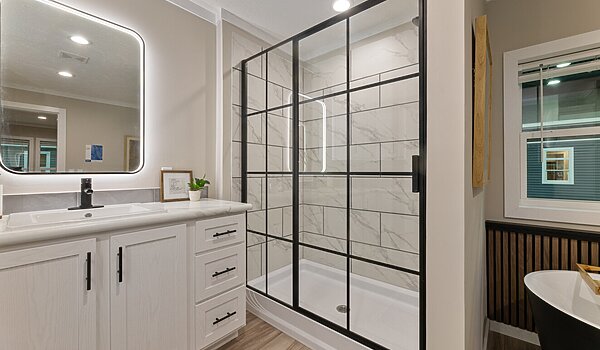 Alpha / Atmos 28603N Interior 121369