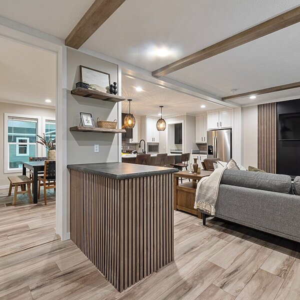 Alpha / Atmos 28603N Interior 121356