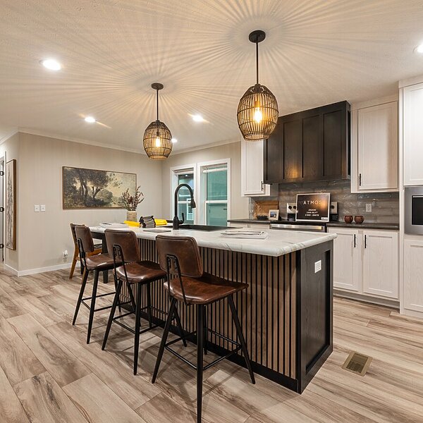 Alpha / Atmos 28603N Interior 121357