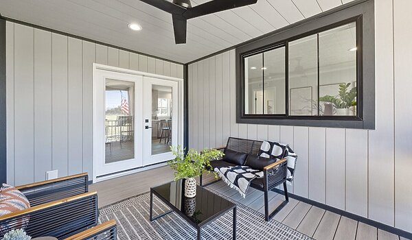 Alpha / Axis 32563N Interior 121389