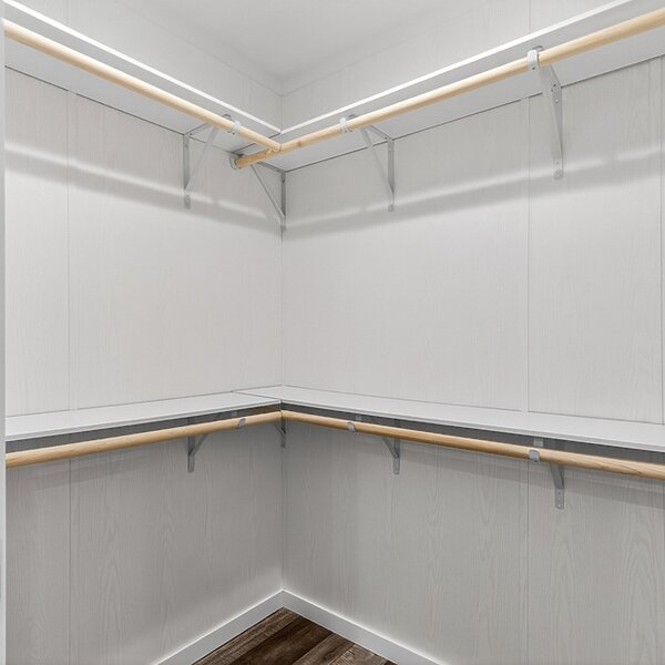 Alpha / Axis 32563N Interior 122996