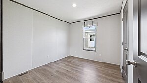 Cavco Community / Daisy 16723F Interior 132430