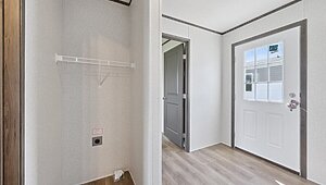 Cavco Community / Daisy 16723F Interior 132435