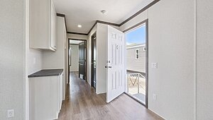 Cavco Community / Daisy 16723F Interior 149952