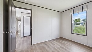 Cavco Community / Daisy 16723F Bedroom 149962