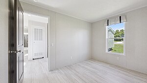 Cavco Community / Clover 16663F Interior 132449
