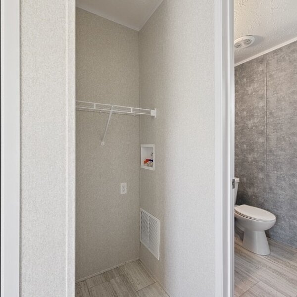 Cavco Community / Clover 16663F Interior 132454