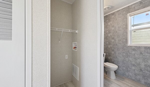 Cavco Community / Clover 16663F Interior 132454