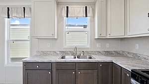 Cavco Community / Clover 16663F Kitchen 149983