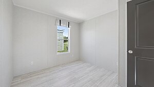 Cavco Community / Clover 16663F Bedroom 149997