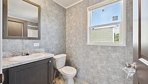 Cavco Community / Clover 16663F Bathroom 150005