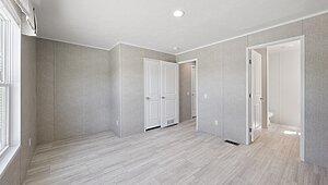 Cavco Community / Aster 16602F Bedroom 150034