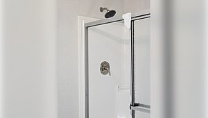 Cavco Community / Aster 16602F Bathroom 150039