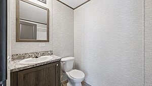 Cavco Community / Dalia 16562F Bathroom 150074