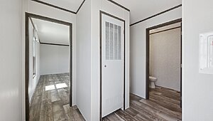 Cavco Community / Dalia 16562F Interior 150065