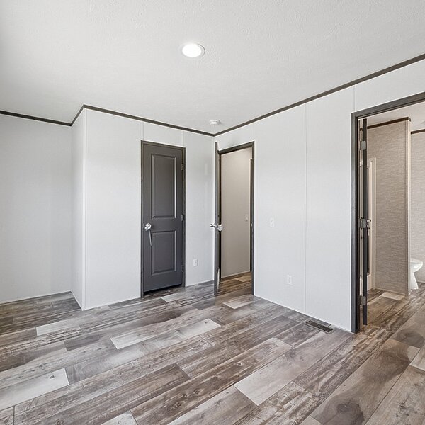 Cavco Community / Dalia 16562F Interior 132475