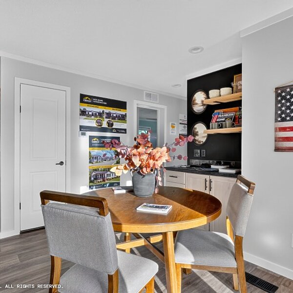 Alpha / Grande Arbor 28482N Interior 149501