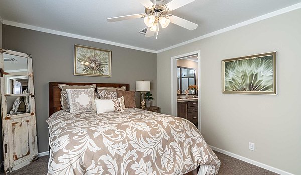 Lifestyle / Avon Park 24482E Bedroom 49882