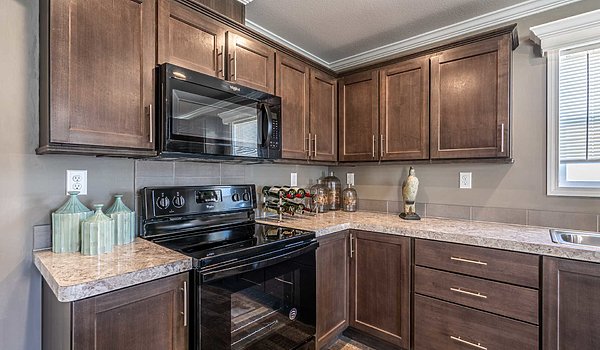 Lifestyle / Avon Park 24482E Kitchen 49875