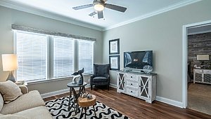 Lifestyle / Summer Cove III 28602A Interior 49981
