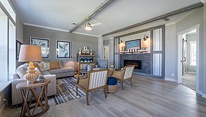 Lifestyle / Creekside 30603A Interior 82081