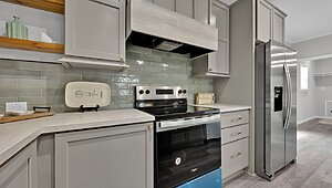 Elite Series / Quinn 30523A Interior 113205