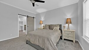 Elite Series / Quinn 30523A Interior 113207